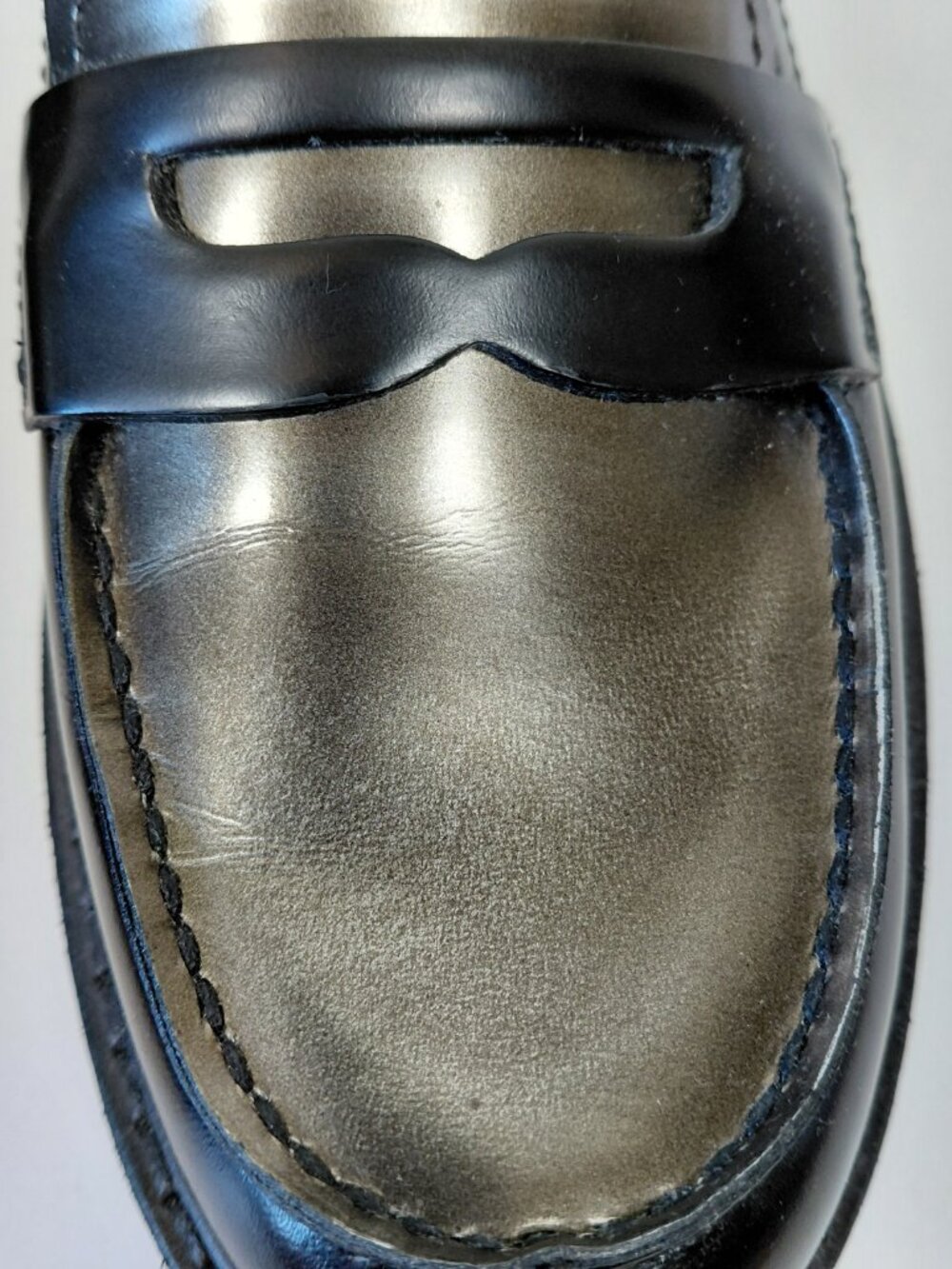 Prada 90's Women's Patent Leather Chunky Loafers Metallic Vamp US Size 9 - Picture 7 of 16
